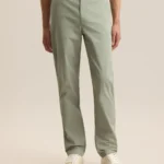 ESSENTIAL SLIM CHINO PANT