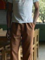 lounge pant in field brown - Image 3