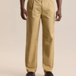 RELAXED PLEATED CHINO PANT
