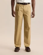 RELAXED PLEATED CHINO PANT